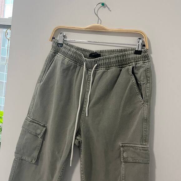 Forever 21 Green Cargo Jeans Size Medium - Picture 4 of 7